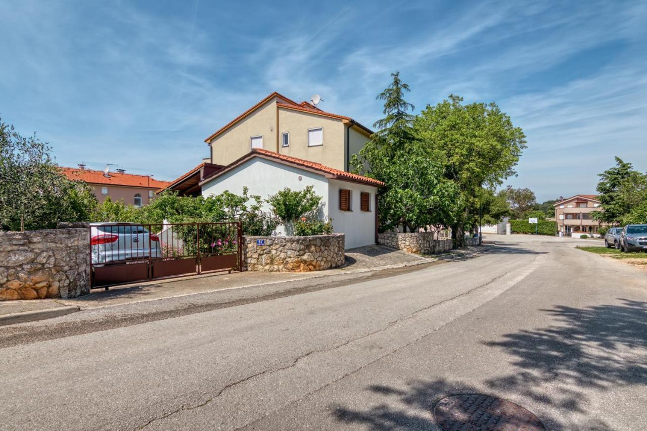 Apartmets Slavica 1644 Banjole Esterno foto